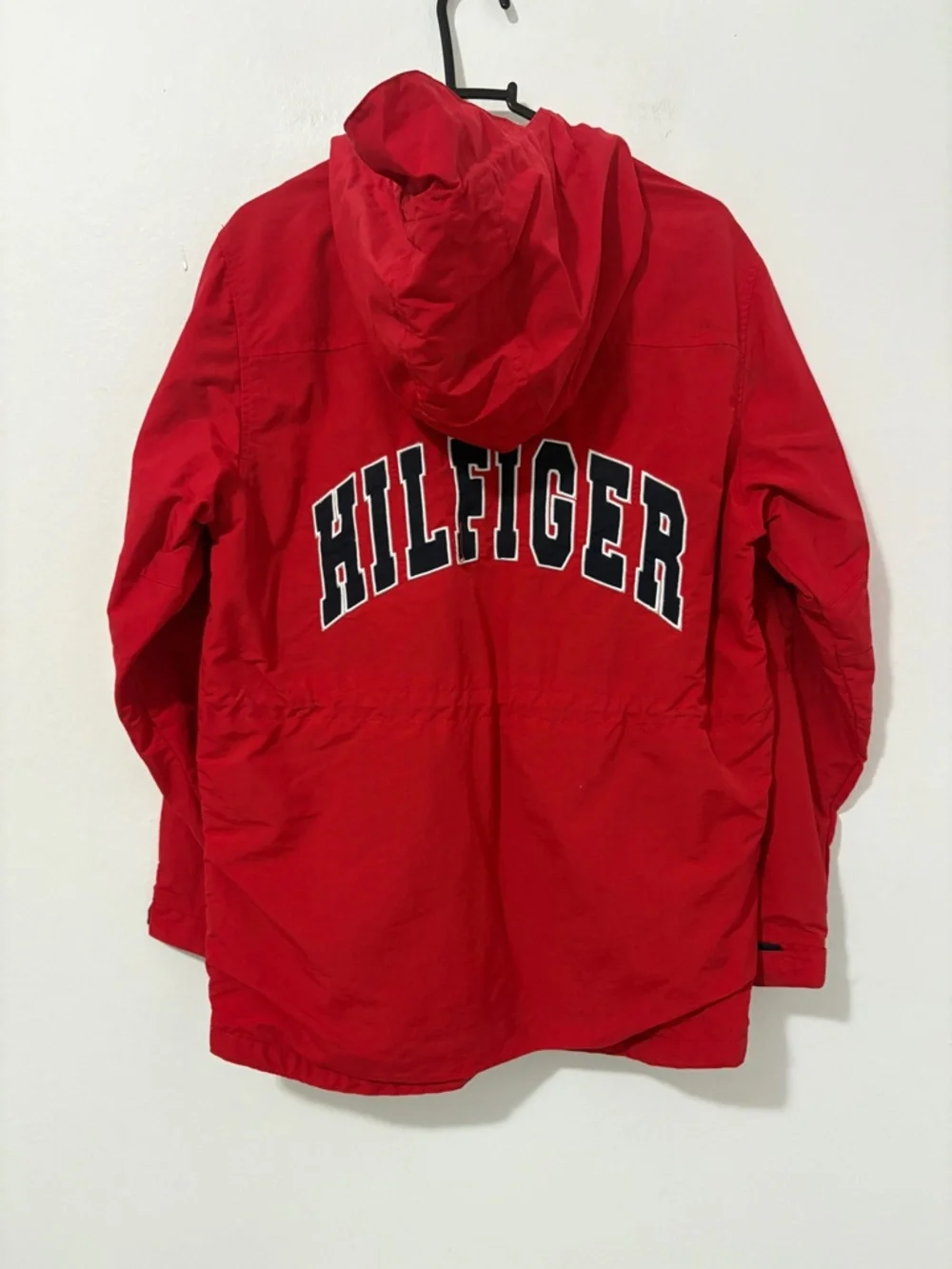 Tommy Hilfiger Logo Spellout Hooded Jacket in red - size Large